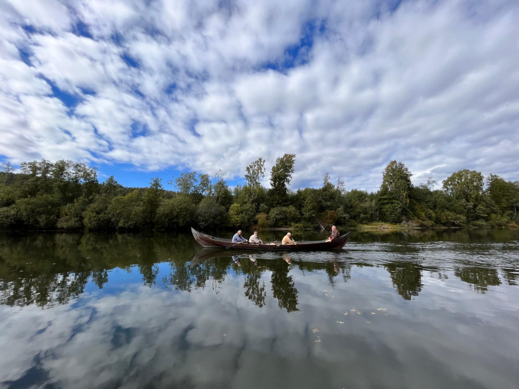 Our Viking boat Saga Yngling plays a prominent role in the new Viasat series on Viking life. 
Photo: Jeremy Freeston
