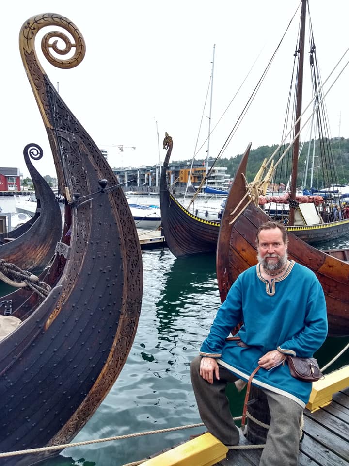 A new interest for all things Viking has emerged in Scandinavia. In Norway´s oldest town Tønsberg, two archaeological replicas have been built, with a third on its way. In the surrounding areas, some of the most important Viking Age discoveries have been made, including the Oseberg and Gokstad ship burials. The photo shows two replicas of the first ship, plus the Gokstad and yet another, the Klastad (Saga Farmann). The latter visted Istanbul in 2023 and is at present wintering outside Rome. (Photo: Diderik A.A. Cappelen)