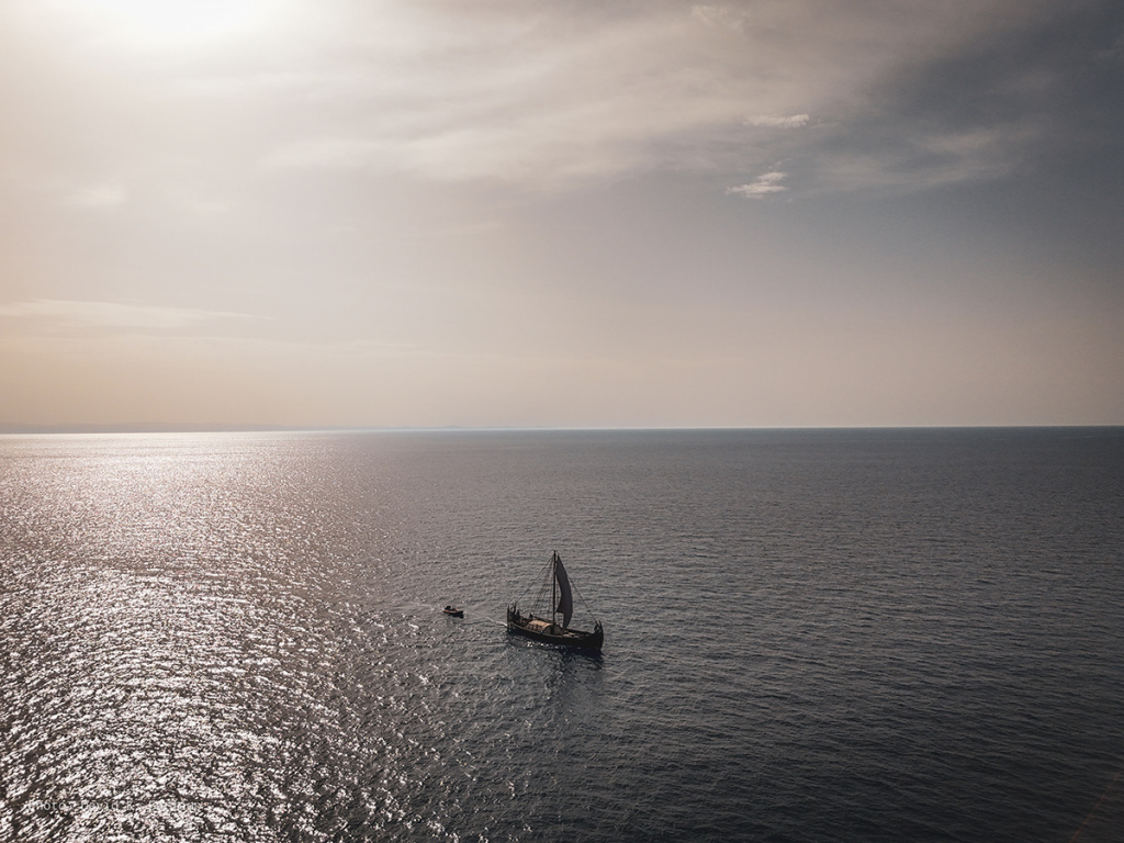 The viking ship Saga Farmann on its epic voyage around Europe. here in the Mediterranean.
Photo: David Kro Barlaup